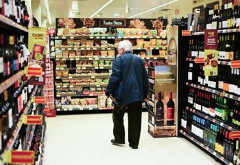 Polacy ruszyli na zakupy na koniec roku. Wyraźne odbicie w danych GUS