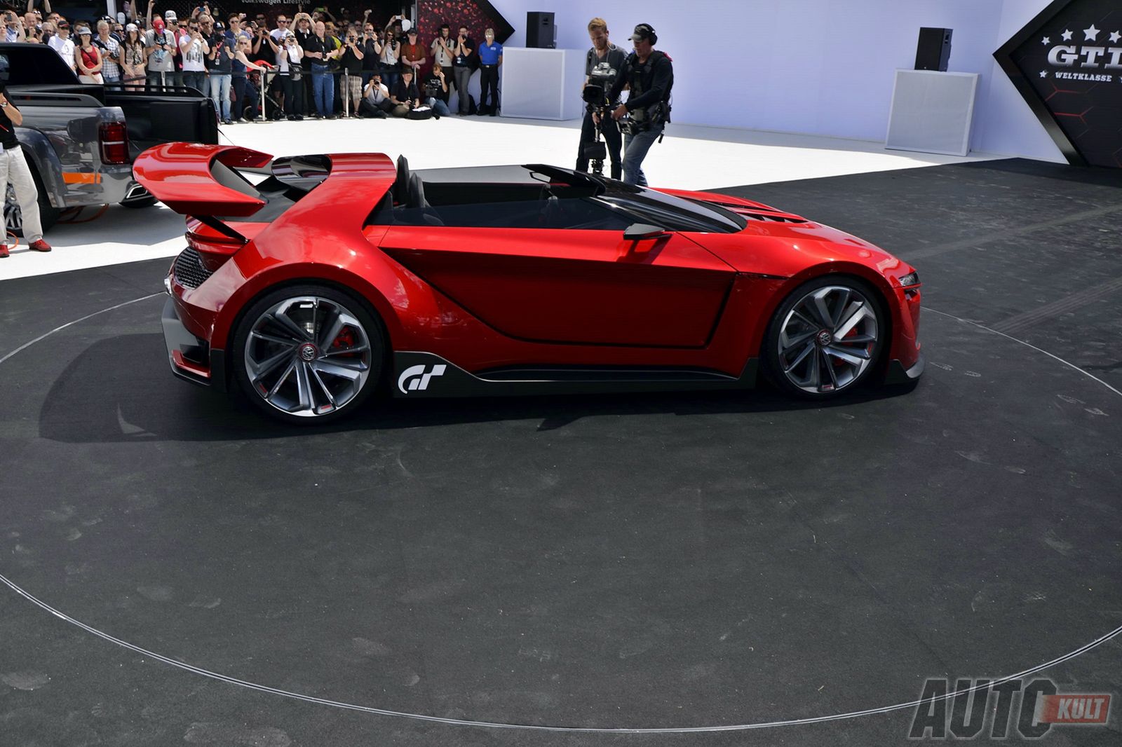 33. GTI Treffen am Wörthersee - VW GTI Roadster Concept & Golf R400 [galeria] 6