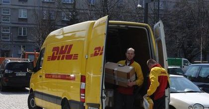 Oszuści podszywają się pod DHL. Uważaj na te maile