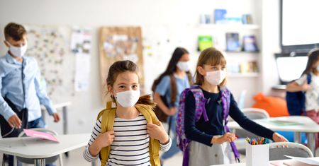300 zł na dziecko. 200 tysięcy rodziców nie odebrało jeszcze wyprawki szkolnej