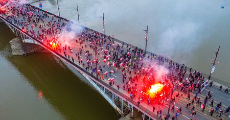 Niespodzianka! Sąd zezwolił na zgromadzenie na trasie Marszu Niepodległości