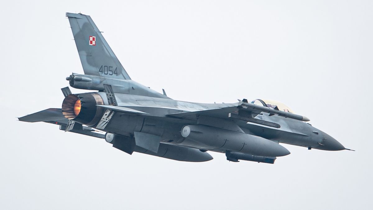 KORZENIEWO, POLAND - MARCH 4: F-16 seen during the NATO Dragon 24 military exercise on March 4, 2024 in Korzeniewo, Poland. Dragon 24 is a key element of NATO maneuvers as part of Steadfast Defender 24. About 20 thousand troops of 10 different countries take part of exercises. (Photo by Mateusz Slodkowski/DeFodi Images News via Getty Images)