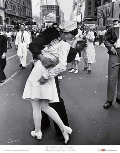 Historia ukryta za zdjęciem: Alfred Eisenstaedt i legendarny pocałunek
