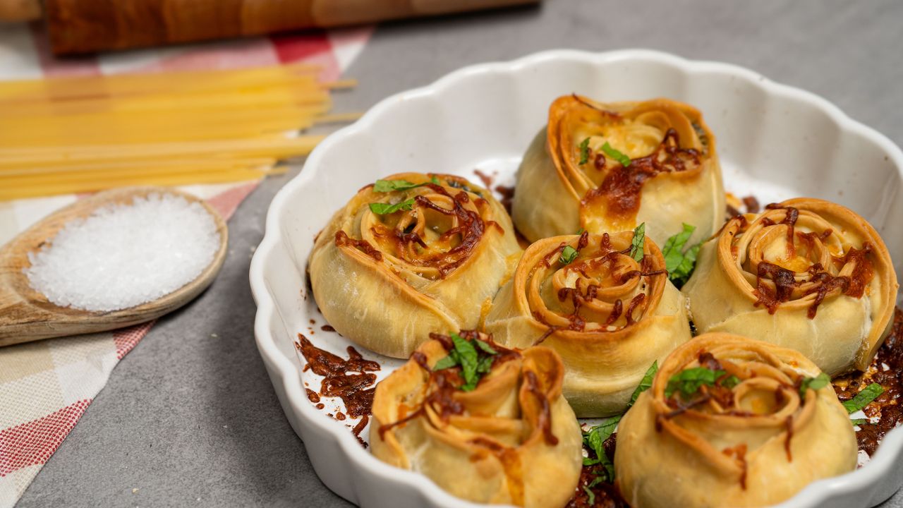 Ricotta and spinach stuffed pasta