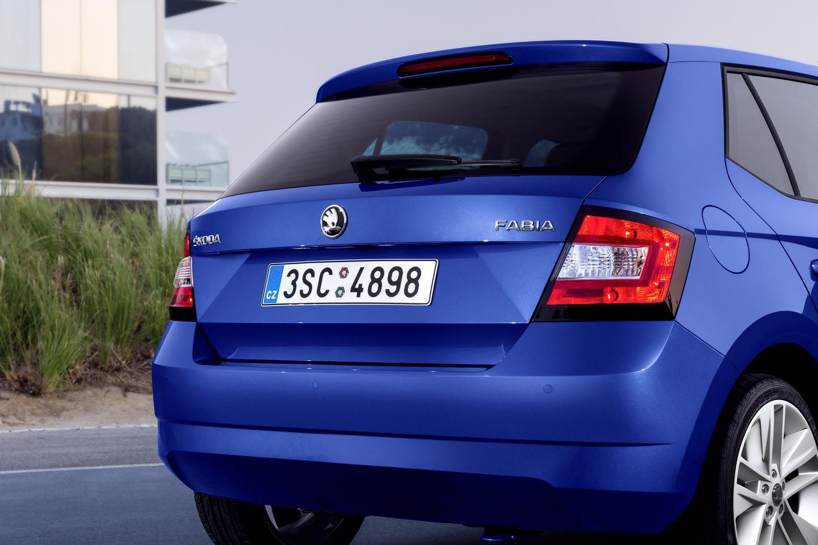 Nowa Škoda Fabia w obszernej galerii zdjęć 34