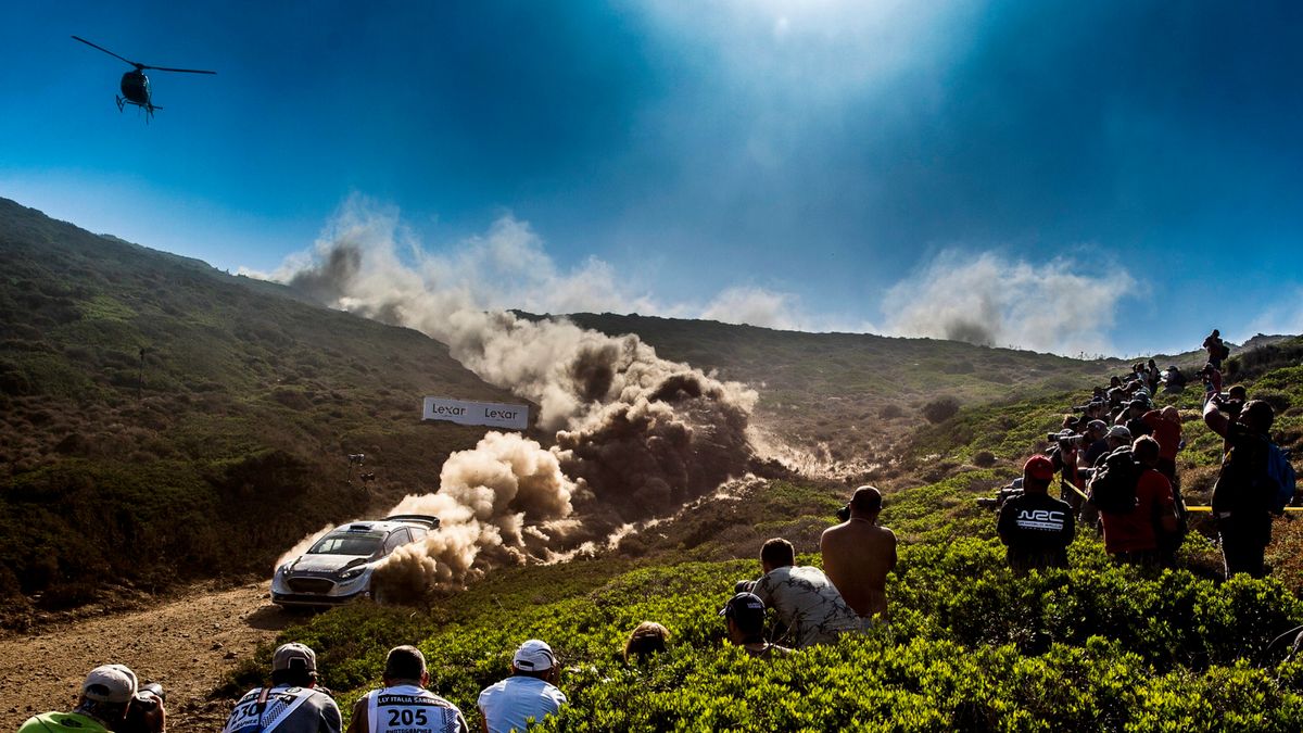 PAP/EPA / NIKOS MITSOURAS