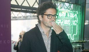 Kuba Wojewódzki pozuje z dziewczyną. Inetrnauci są bezlitośni