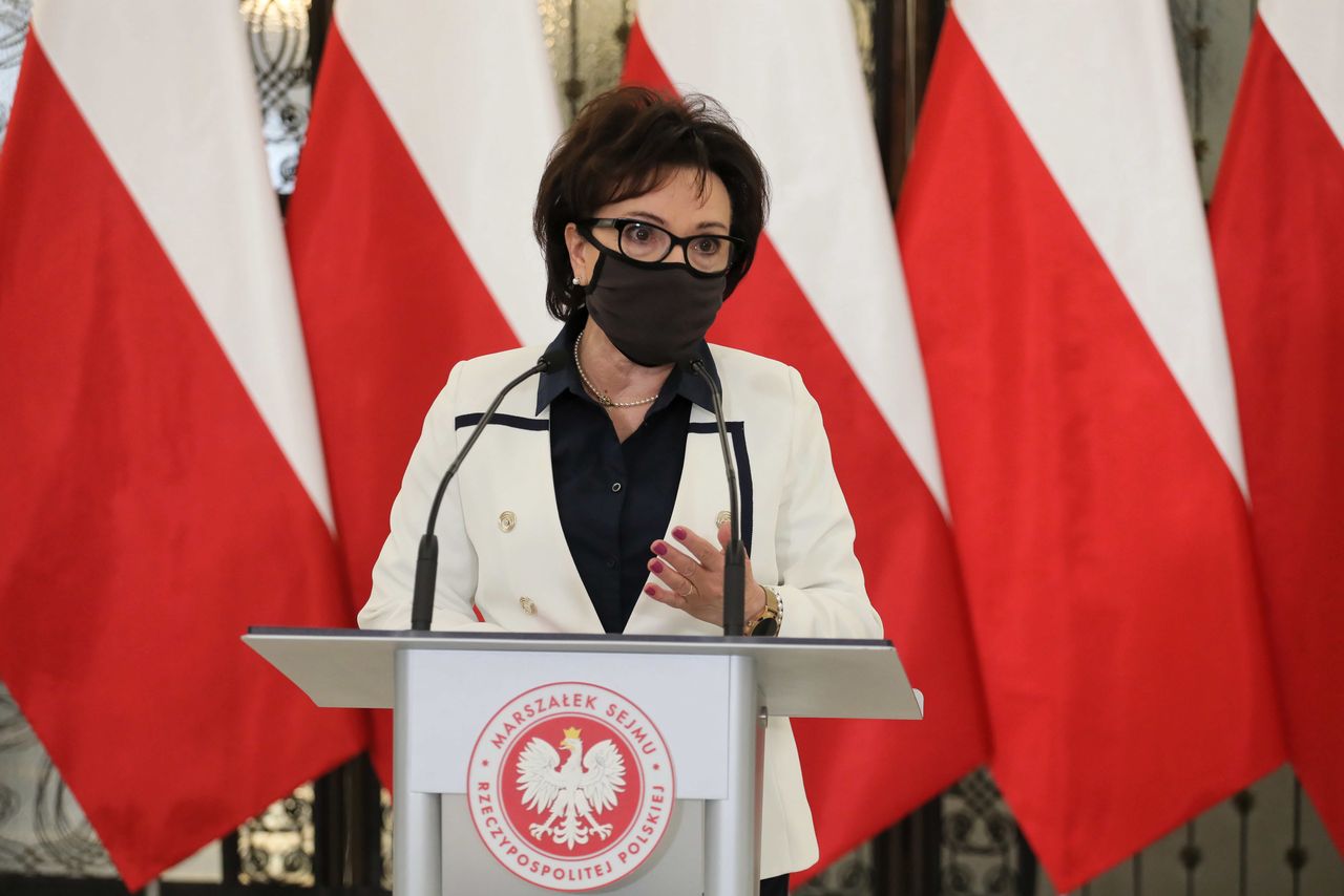Marszałek Sejmu zbierała aktualne opinie ws. reasumpcji po fakcie. Eksperci zależni od Ziobry, jednemu rząd może dać życiowy awans
