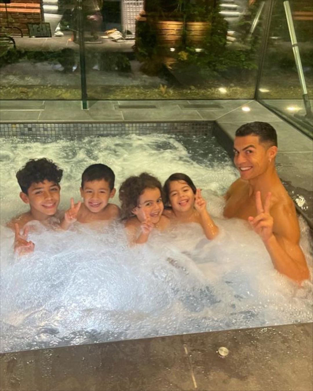 Cristiano Ronaldo i Georgina Rodriguez ponownie zostaną rodzicami