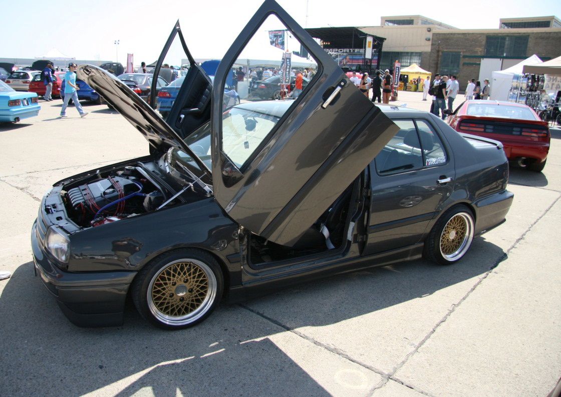 Lambo doors - kicz czy profesjonalny tuning? [galeria] 36
