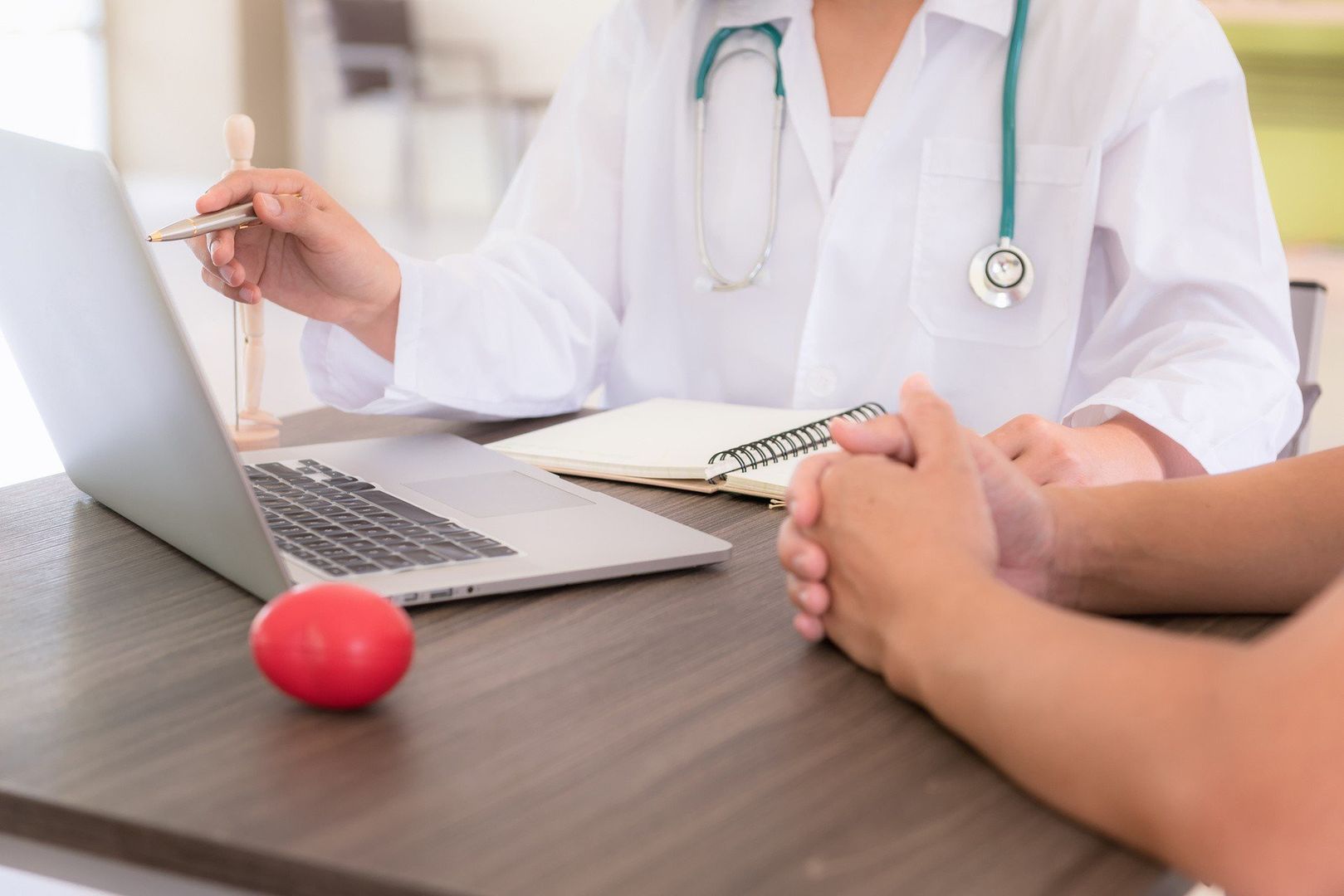 Terminy NFZ na tomografię komputerową w okolicach Chełmży