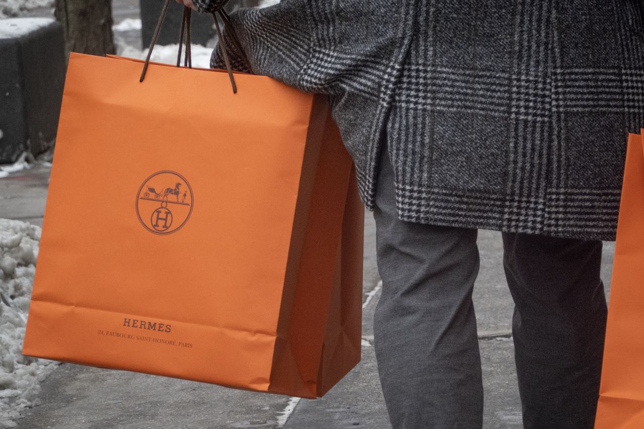 Familienkampf um Milliarden: Hermès-Erbe im Rechtsstreit mit Katar