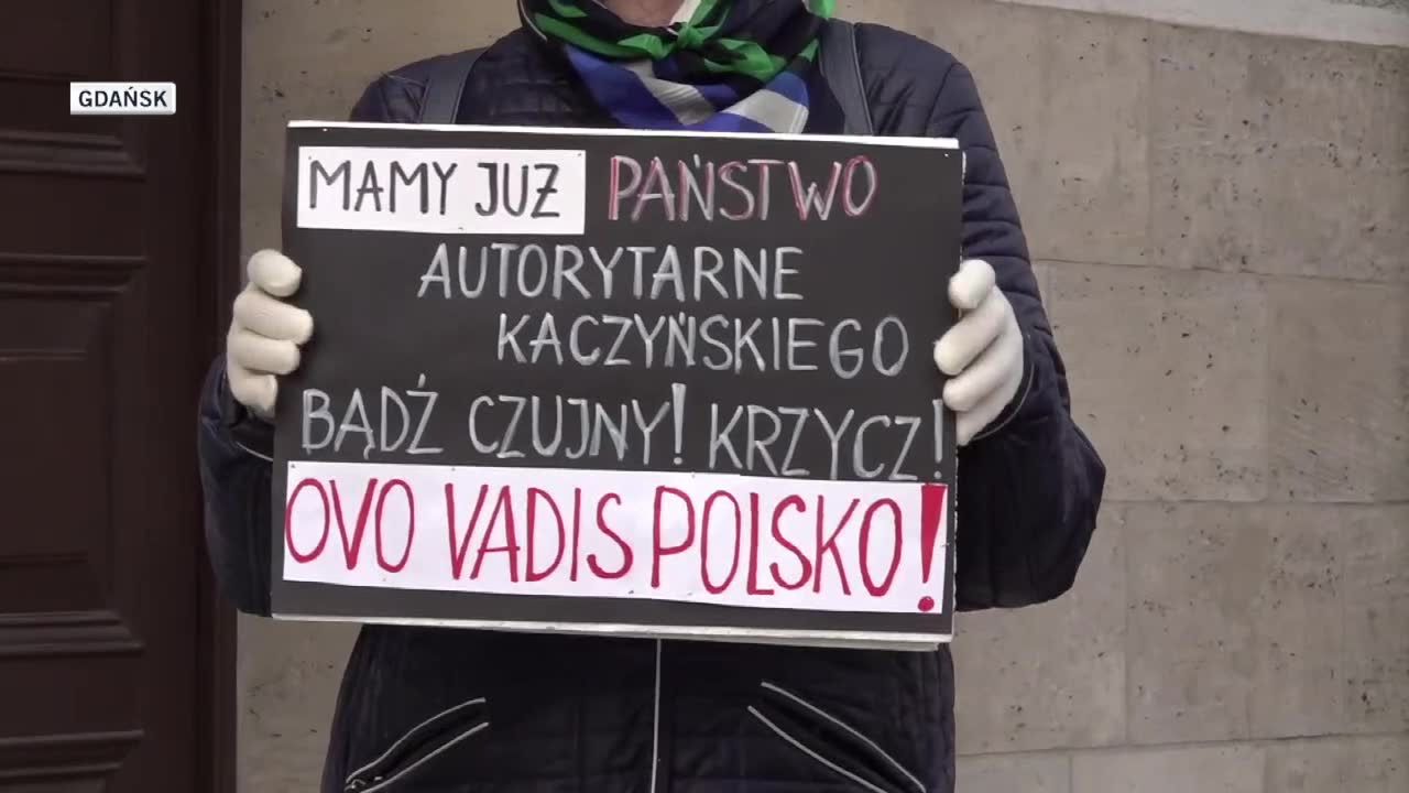 Protesty w obronie sędziów i prokuratorów.