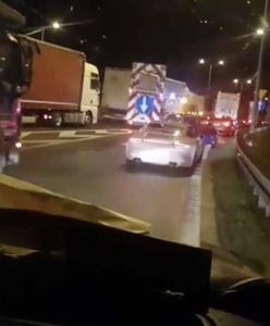 Nie utworzyli "korytarza życia". Policja szuka kierowców z autostrady A2