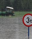 Pomoc dla powodzian uderzy w polską gospodarkę