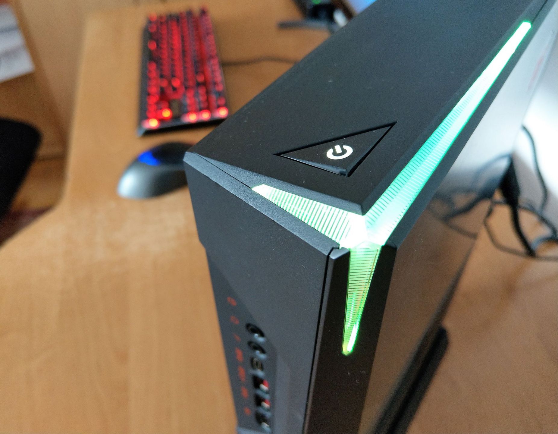 MSI Trident 3, czyli komputer dla graczy wielkości konsoli [test] 3