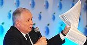 Kaczyński prezentuje nowe formularze PIT