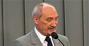 "Chyba państwo wiecie, kto wymienił załogę Tu-154?"