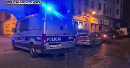 Masowe kontrole kierowców “z aplikacji” we Wrocławiu. Zatrzymano podejrzanego o przestępstwo seksualne