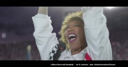 „I Wanna Dance with Somebody”. Nowy film o Whitney Houston
