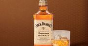 Do sklepów trafia miodowa whiskey