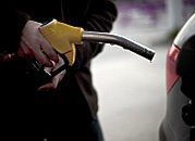 W Rzymie sprzedaż paliwa spadła o jedną czwartą