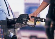 Za benzynę płacimy więcej niż Niemcy i Francuzi