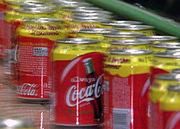 Pikiety poparcia dla zwalnianych z łódzkiej fabryki Coca-Cola HBC