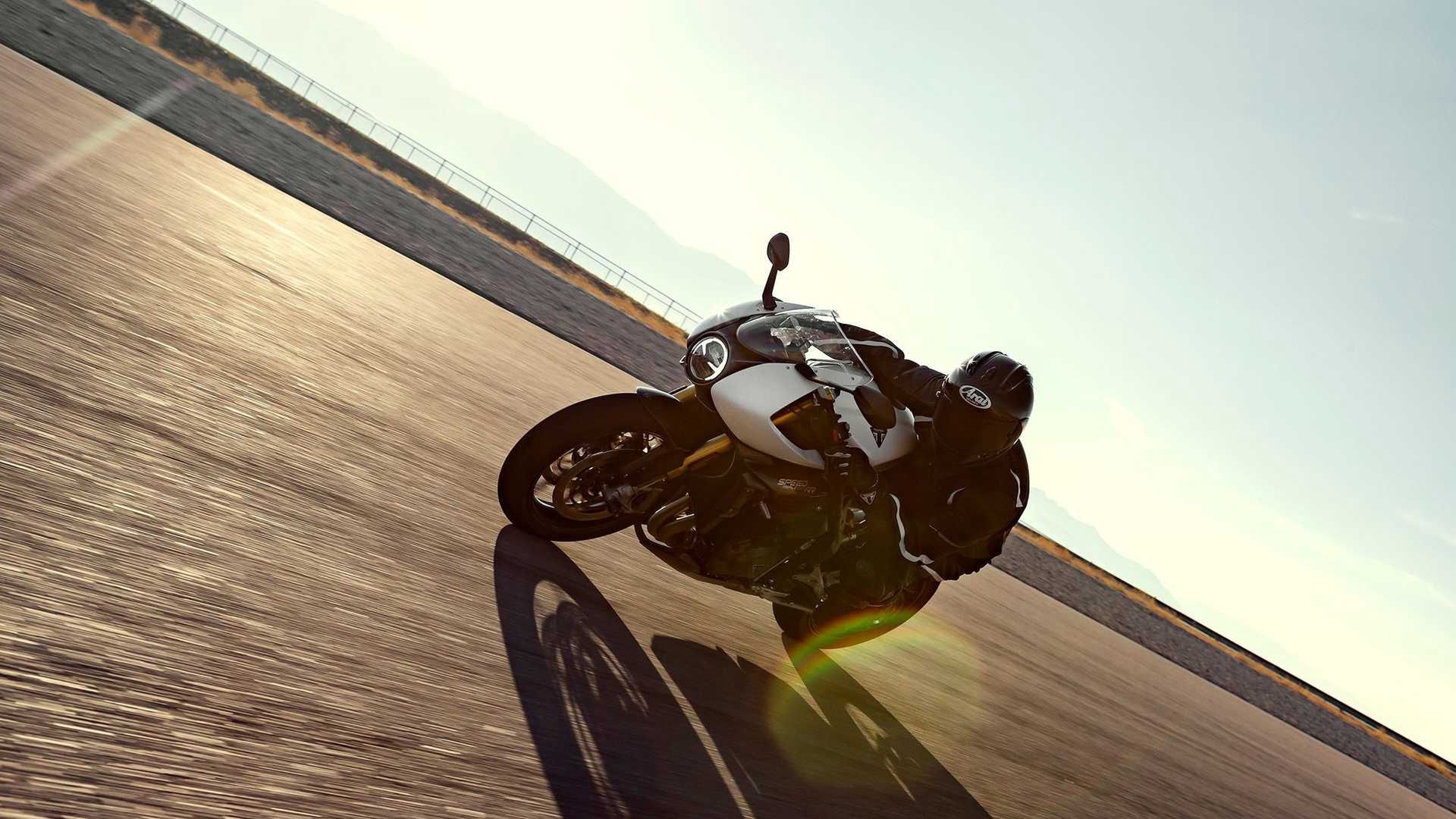 Triumph Speed Triple RR