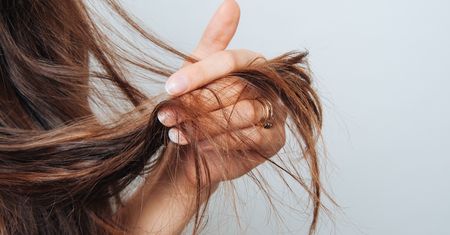OMO – ratunek dla suchych i zniszczonych włosów