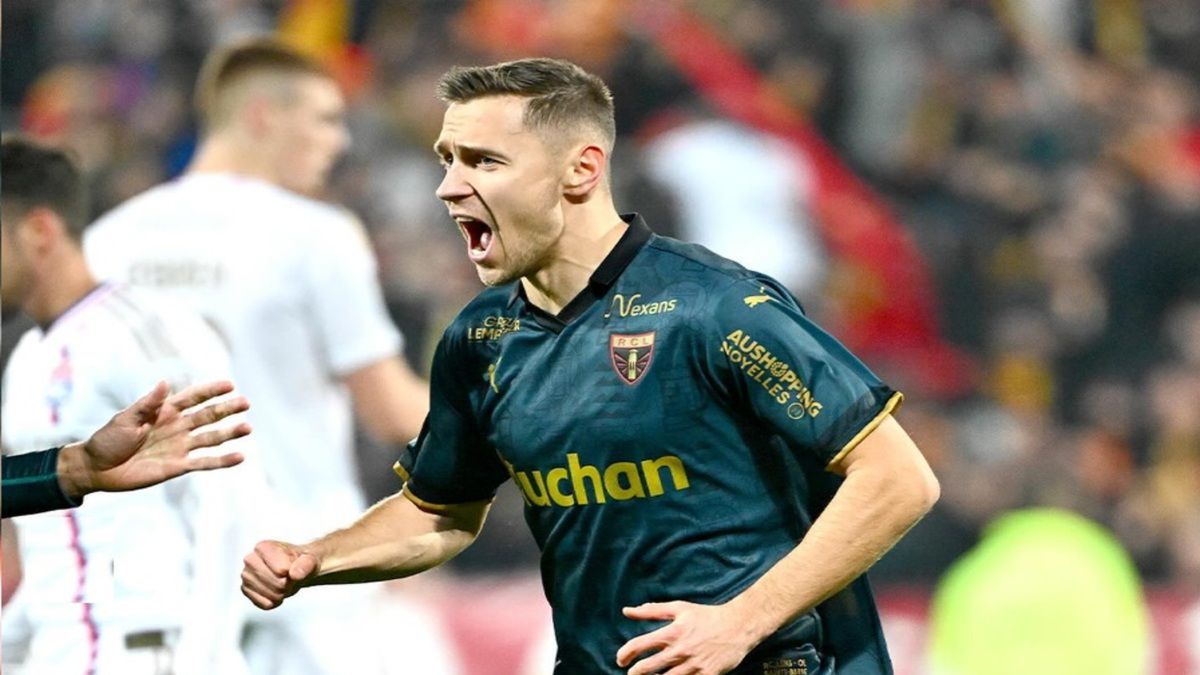 Przemysław Frankowski w barwach RC Lens