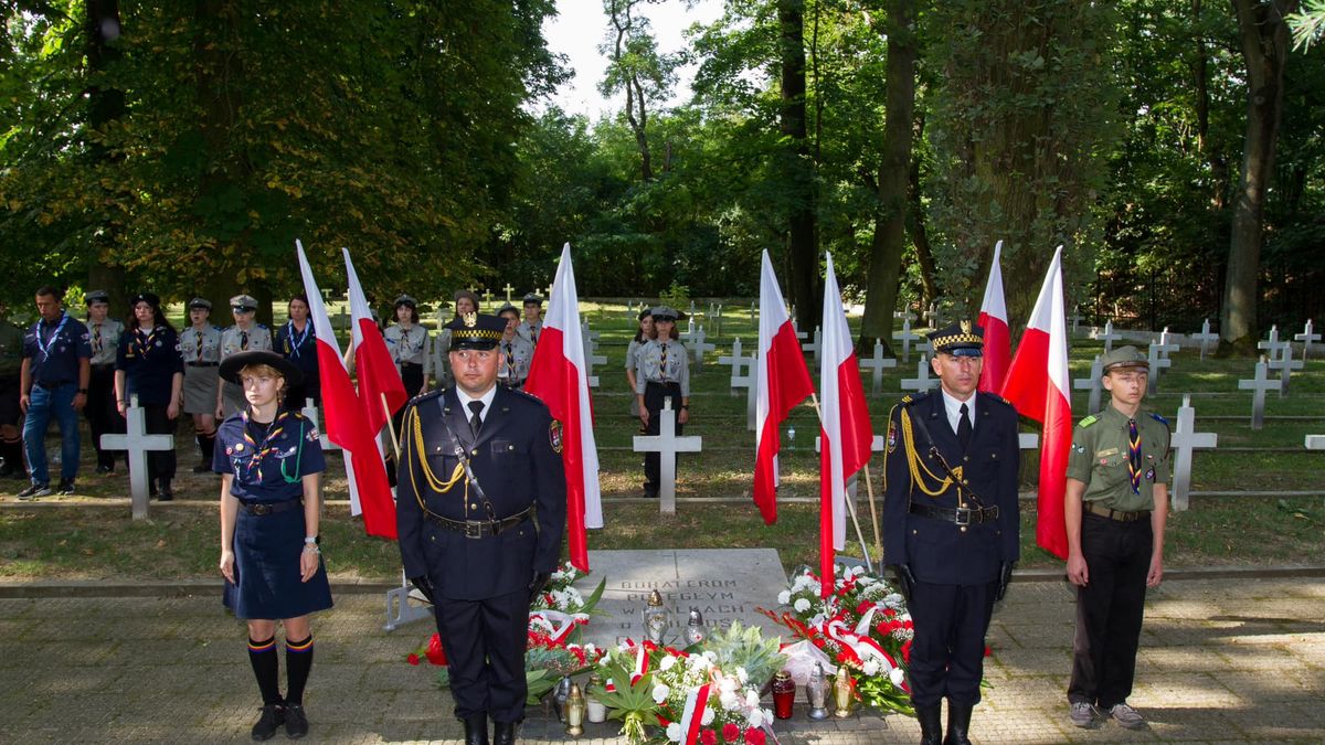 Obchody na Cmentarzu Garnizonowym