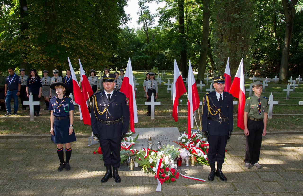 Uroczystości na cmentarzu garnizonowym w 104. rocznicę Obrony Płocka!