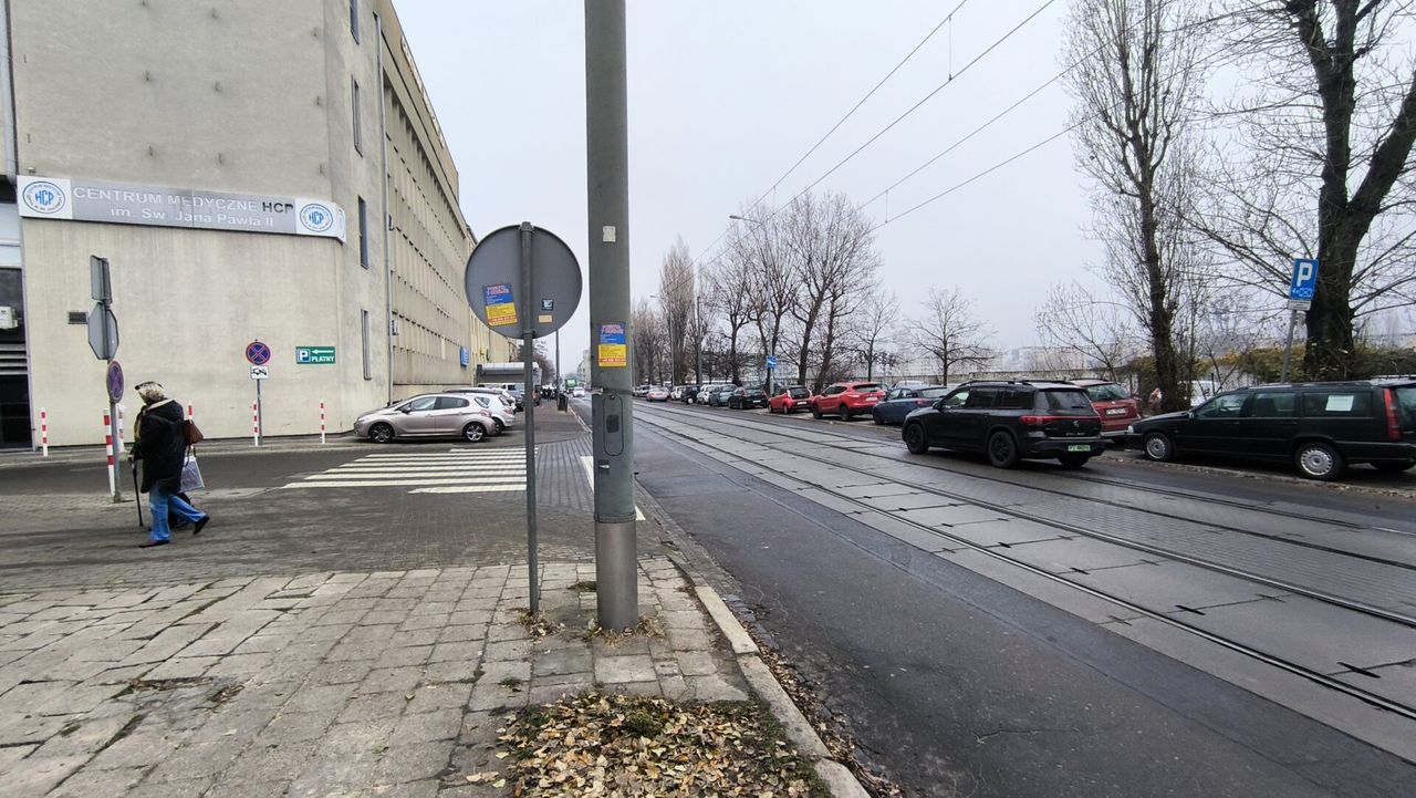 Poznań: Pacjenci HCP żądają przejścia na ul. 28 Czerwca 1956