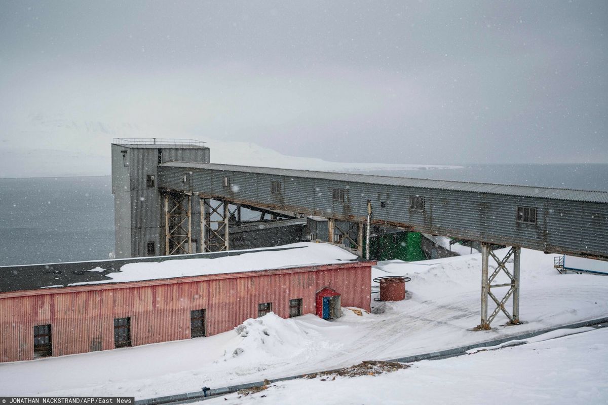 Kopalnia rosyjskiego koncernu Arktikugol w Barentsburgu