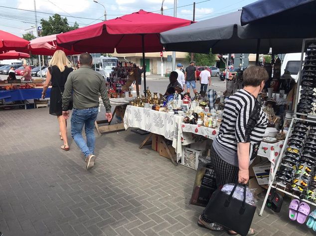 Bazar uliczny w Kiszyniowie