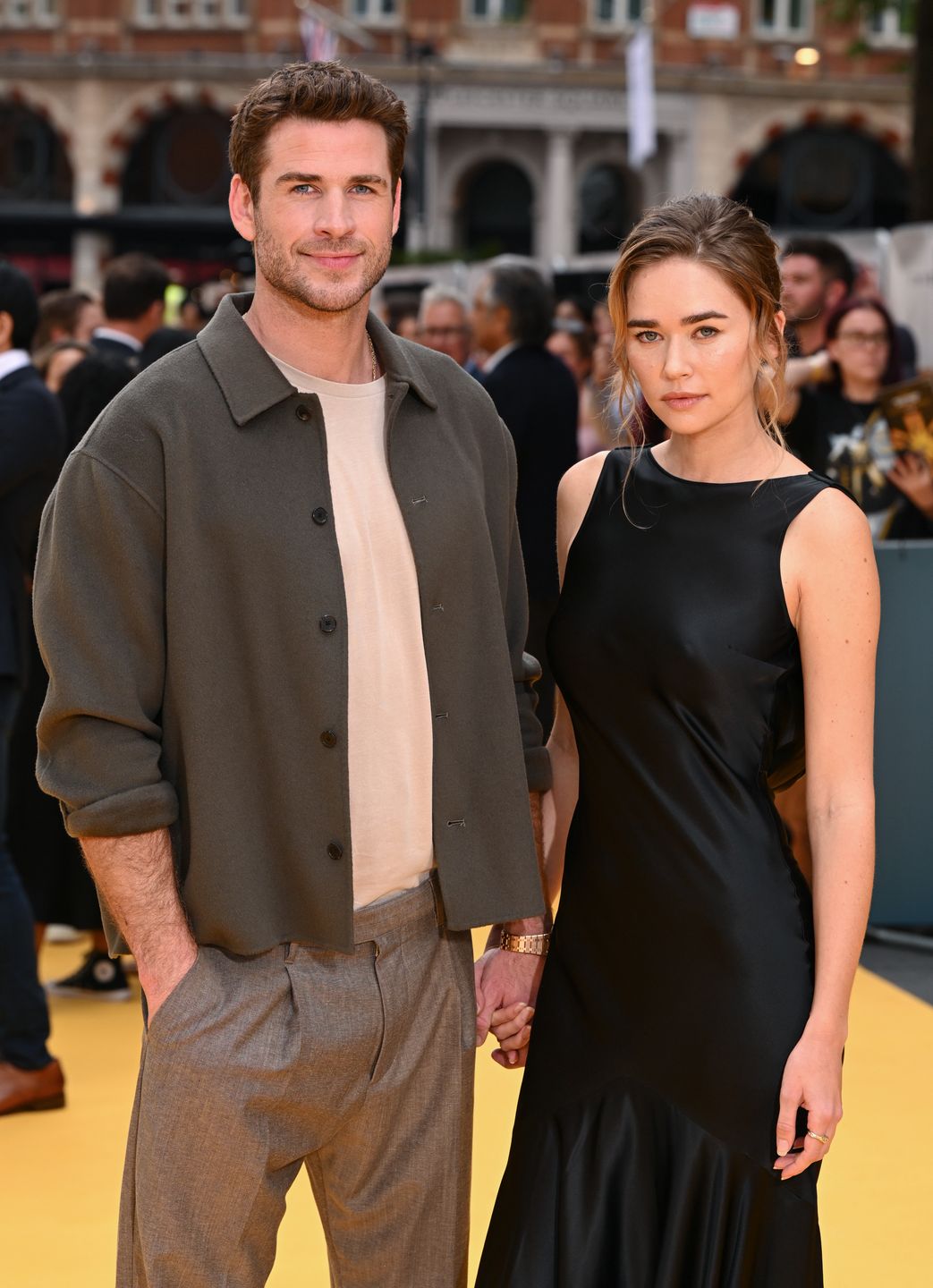 Liam Hemsworth i Gabrielle Brooks są zaręczeni