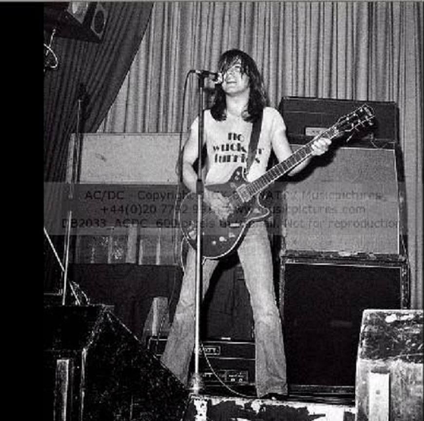Malcolm Young nie żyje

fot. Facebook