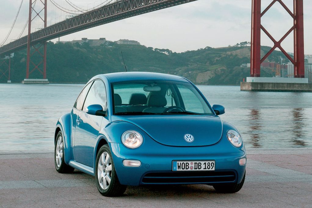 Pierwsza generacja New Beetle'a okazała się całkiem udaną próbą wskrzeszenia Garbusa.