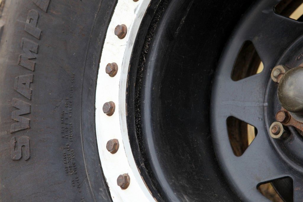 Beadlock jest zaprojektowany w ten sposób, że poza trzymaniem opony również zdecydowanie  wzmacnia zewnętrzną część felgi.