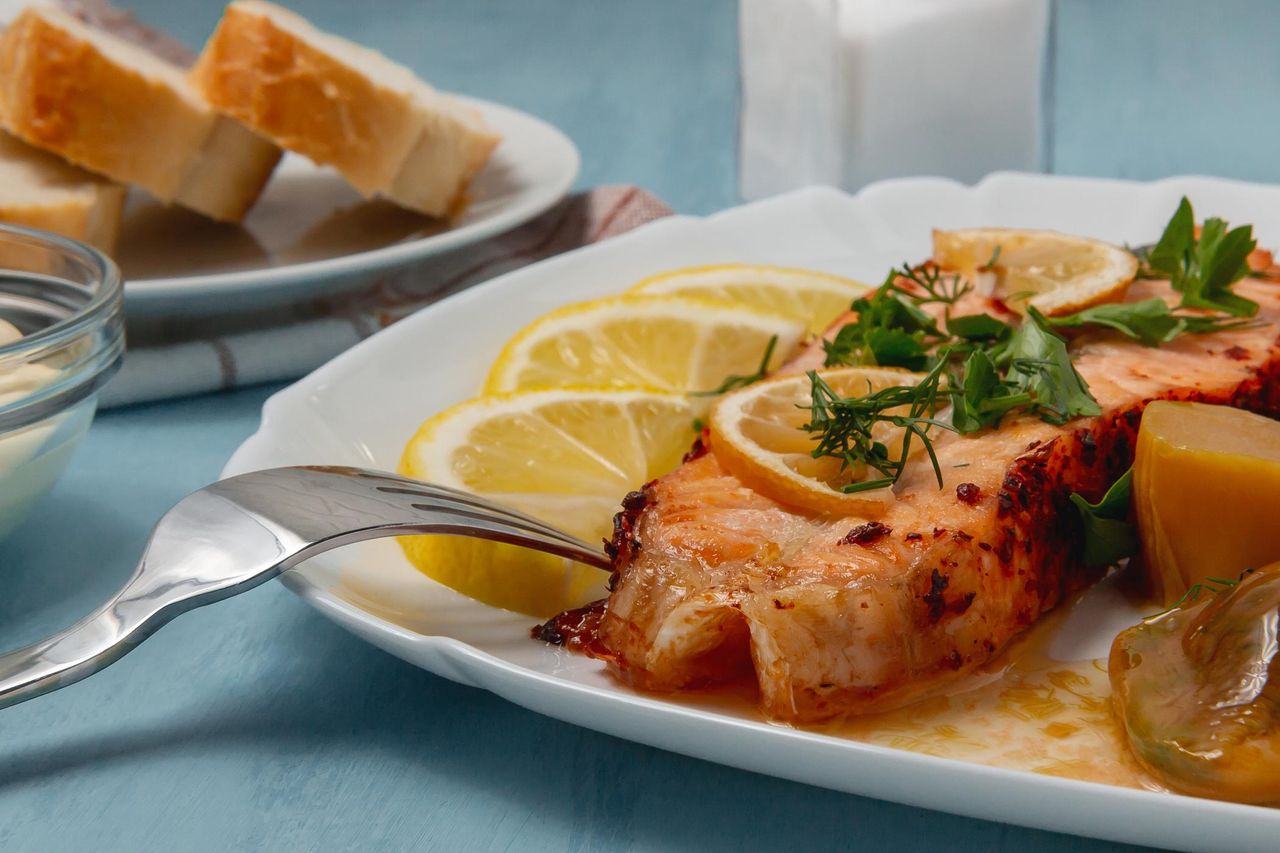 Kremowa pierzynka + cytryna = łosoś idealny w 15 minut