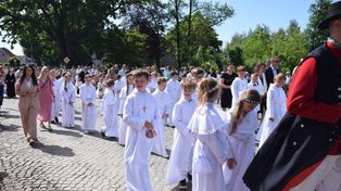 Boże Ciało 2026 w Szamotułach. Procesja z Najświętszym Sakramentem ruszyła przez miasto [ZDJĘCIA]