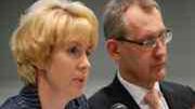 Beata Bosak-Rutkowska, dyrektor biura prawnego, i Mariusz Klimczak, prezes zarządu BOŚ SA