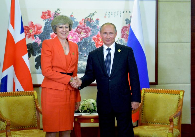 Brexit nie sprawi, że Rosja zbliży się do Wielkiej Brytanii. Theresa May ignoruje starania Putina