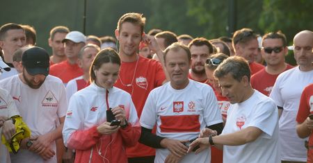 Wystartował Bieg Wolności. Wśród uczestników Donald Tusk
