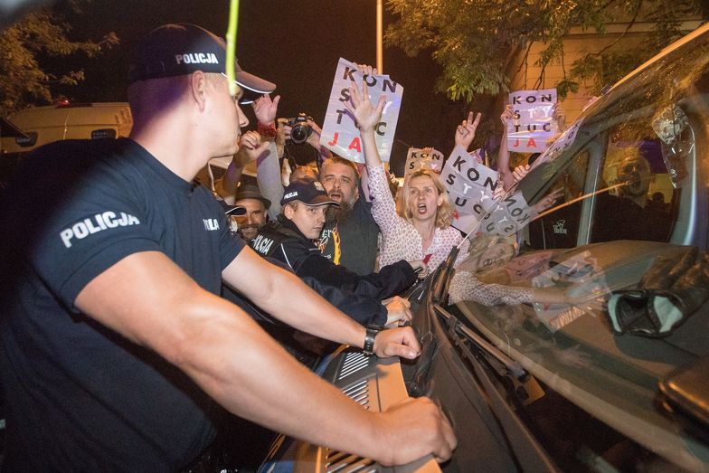 Posłowie coraz częściej przepychają ustawy bez konsultacji, w trybie projektów poselskich