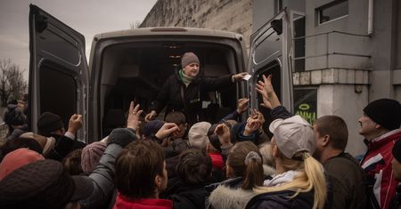 Szokujące odkrycie w Chersoniu. Rosjanie palili ciała swoich żołnierzy na wysypisku śmieci