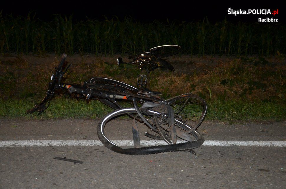 Tragedia na Śląsku. W wypadku koło miejscowości Lekartów zginęło dwóch rowerzystów