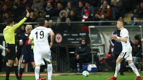 Kuriozalna sytuacja w meczu Bayernu. VAR w ostatniej chwili uratował piłkarza