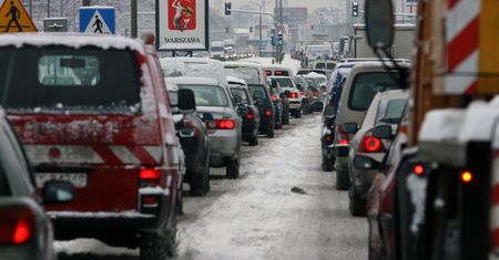 1/3 Polaków jeździ zimą na letnich oponach. PZPO apeluje o zmiany w przepisach